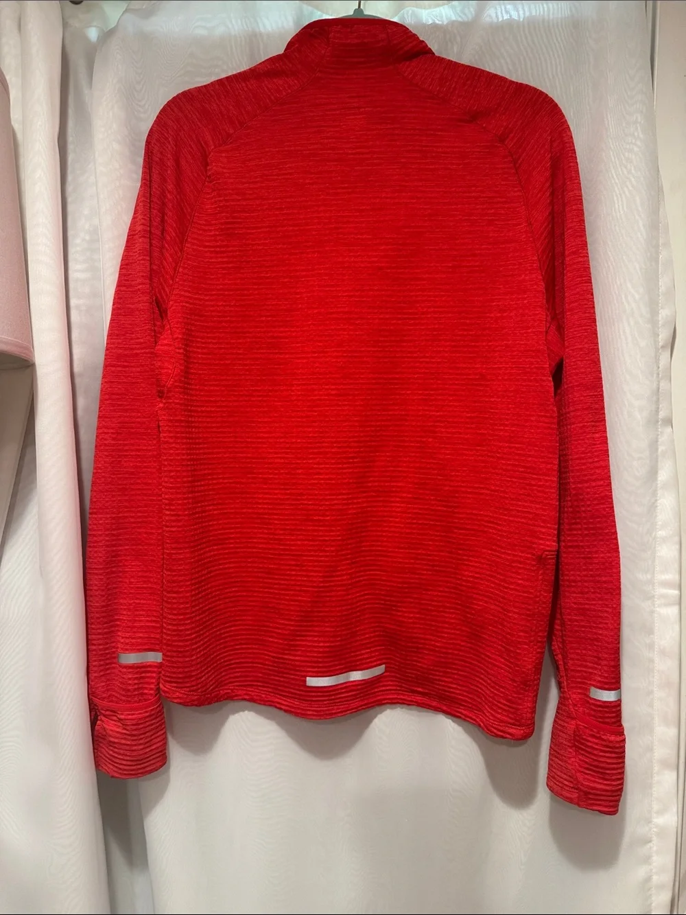 Nike Red Half-Zip Performance Pullover Nike dry fit reflection and thumb/hand